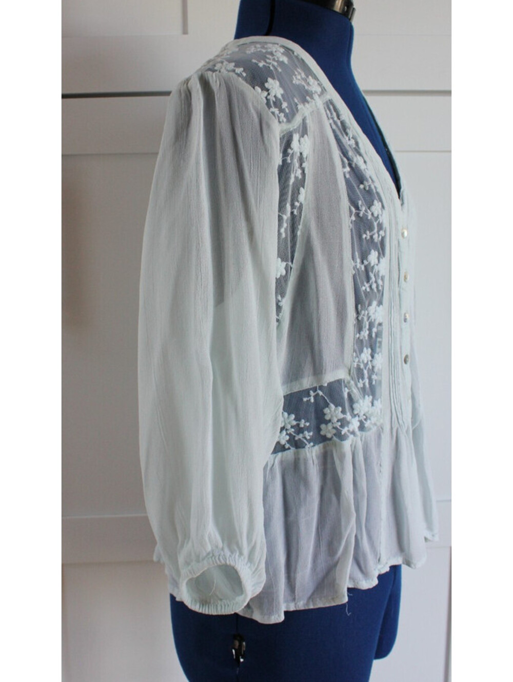 Vintage World Market Size S/M Mint Floral Lace Long Sleeve Button Up Blouse - Picture 11 of 14